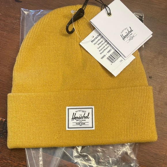 COPY - Hershel harvest gold Elmer Beenie - Picture 1 of 2